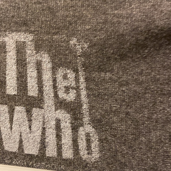 THE WHO Tea Shirt sz Sm Short sleeve - Picture 2 of 4